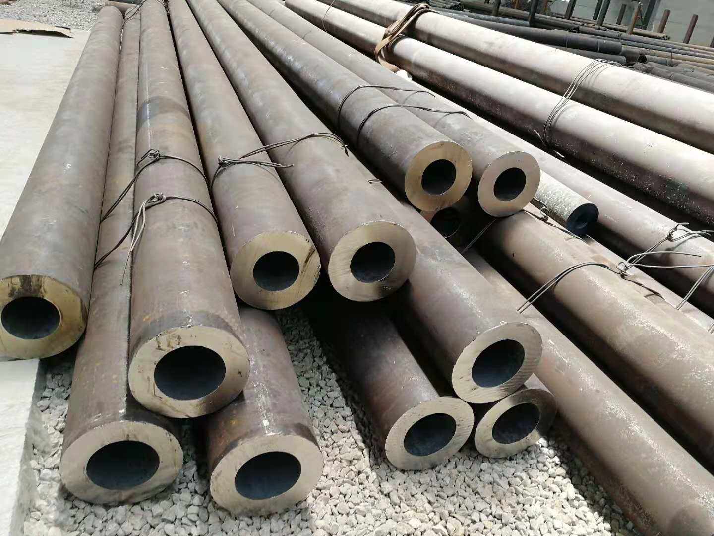 聊城無(wú)縫管現(xiàn)貨 (6).jpg 聊城無(wú)縫管現(xiàn)貨 (6).jpg